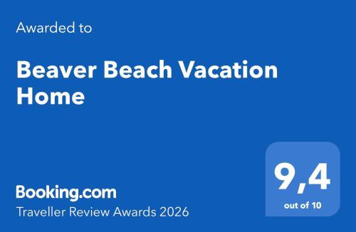 Madeira Park House | Beaver Beach Vacation Home