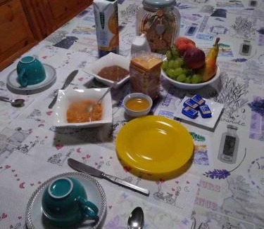 Cascinette d'Ivrea Bed & Breakfast | BeB Infamiglia