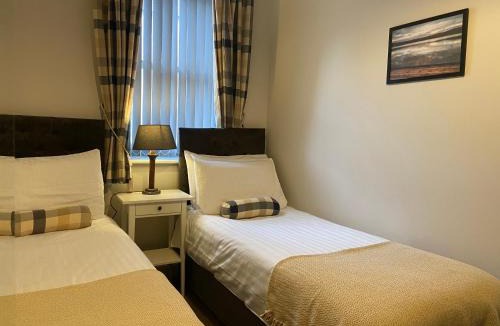 Wing Apartment | Beckside Apartment, Brampton Town Centre, Hadrians Wall - sleeps 3 cosy