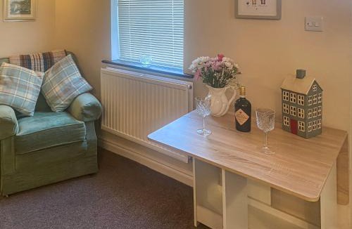 Wing House | Beckside Court