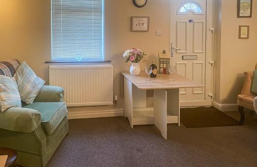 Wing House | Beckside Court