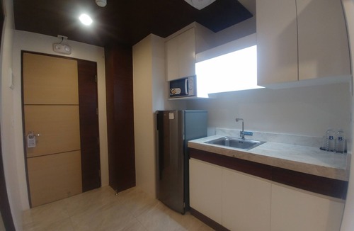 Jaro Hotel | Bed and Bath Serviced Suites