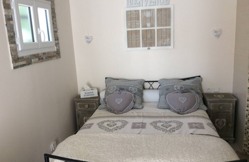 La Bouilladisse House | bed and breakfast villa de la sueur au bonheur