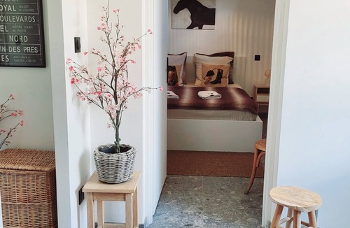 Mandres Bed & Breakfast | Bed and breakfast at Haras d'Agathe et ses princes - dogs and horses welcome