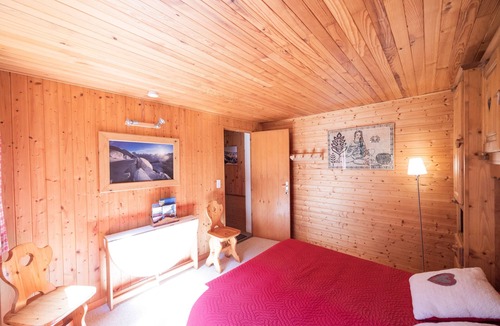 Montcel Bed & Breakfast | Bed and Breakfast 'Chambre' with Wi-Fi