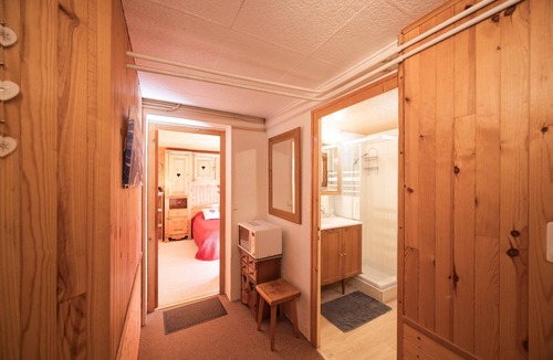 Montcel Bed & Breakfast | Bed and Breakfast 'Chambre' with Wi-Fi
