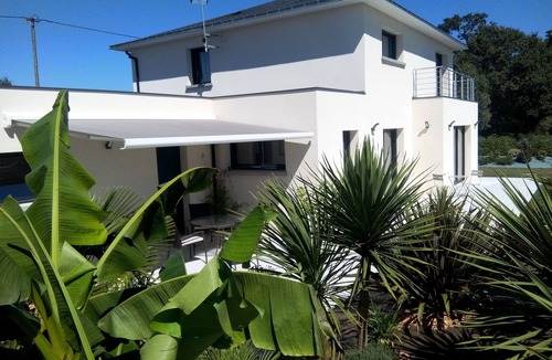 Bruc-sur-Aff Bed & Breakfast | Bed and breakfast ZEN bathed in light