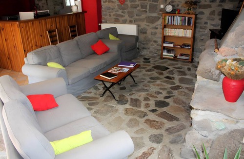 Faverolles Bed & Breakfast | Bed and Breakfast 'Chaudes Aigues'