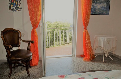 San Terenzo House | Bed and breakfast in the hills of Lerici
