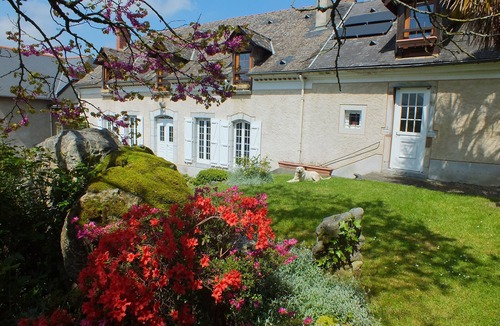Loubajac House | Bed and breakfast, Lourdes Pyrénées, ANOUSTA