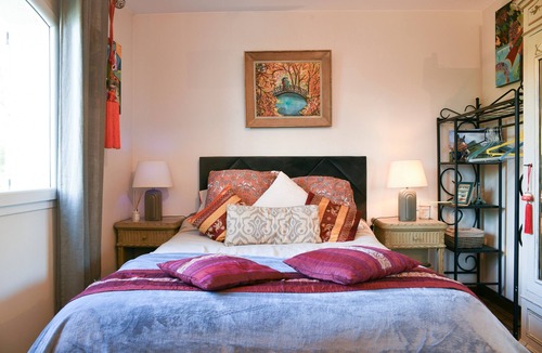 Veyssilieu Bed & Breakfast | Bed and Breakfast 'Maison D'hotes Dolce Vita' with Mountain View, Shared Pool and Wi-Fi
