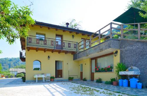 Cene Bed & Breakfast | Bed And Breakfast Montino