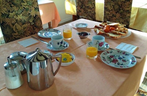 Le Vey House | Bed and Breakfast Moulin du Vey (CH10)