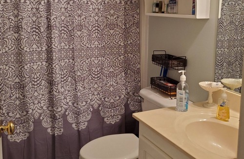 Midland House | Bed and Breakfast Personal Chef (Mudroom)