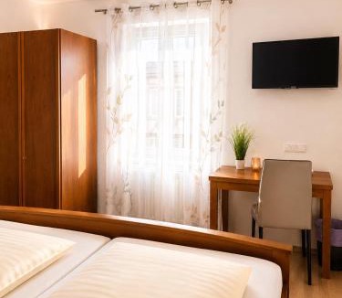 Mainz-Bingen Bed & Breakfast | Bed and Breakfast - Rheingauer Hof
