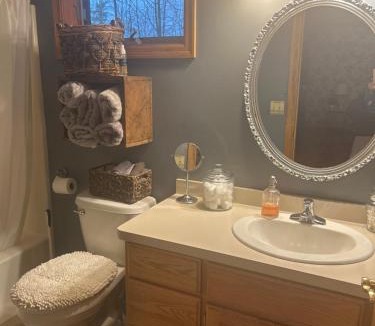 Pine City Bed & Breakfast | Bed and breakfast suite at the Wooded Retreat
