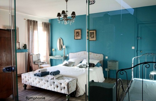 Couffy House | Bed and Breakfast Symphony 2 pers. from the bamboo pond