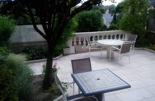 Montrichard Bed & Breakfast | Bed and Breakfast 'Les Chambres Du Faubourg 2' with Private Garden and Wi-Fi