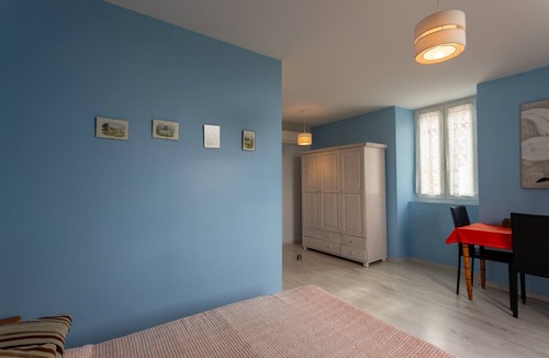 Piets-Plasence-Moustrou Bed & Breakfast | Bed and Breakfast 'Ticounat' with Wi-Fi and Air Conditioning