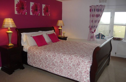 Pickmere House | Bed & breakfast Accommodation in Pickmere nr Knutsford/Northwich. Fully Licenced