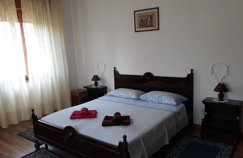 Altipiano Est Bed & Breakfast | Bed & Breakfast Al Laghetto