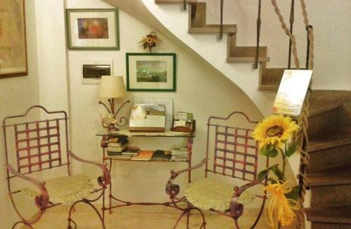 Tarquinia Bed & Breakfast | Bed & Breakfast ALLA LOGGETTA