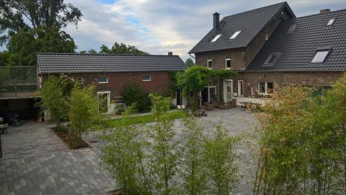 Meerbusch Bed & Breakfast | Bed & Breakfast Brockhof Meerbusch