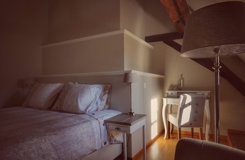 Gierle Bed & Breakfast | Bed & breakfast in a historical building and location, center of Gierle