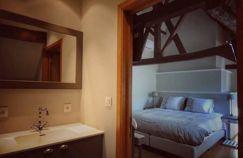 Gierle Bed & Breakfast | Bed & breakfast in a historical building and location, center of Gierle