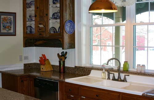 Edwardsburg Bed & Breakfast | Bed & Breakfast private room near Notre Dame