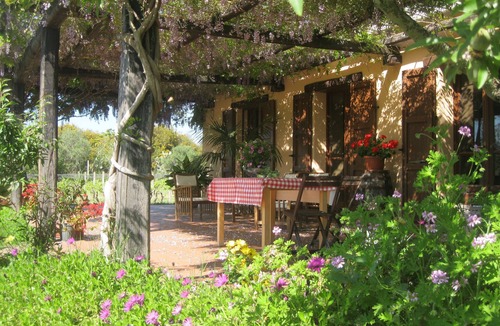 Cabras House | Bed & Breakfast Sa Ingia