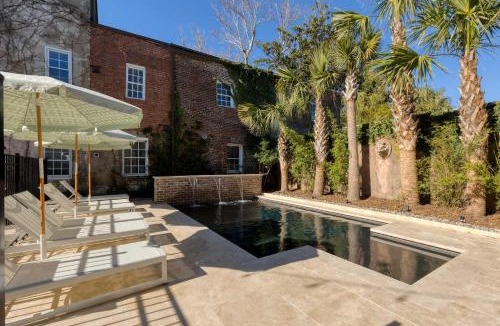 Harleston Village Bed & Breakfast | Bed&Breakfast Veranda King Suite - Walk to King