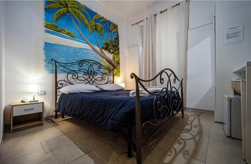 Rho Bed & Breakfast | Bed Rho Stazione - Fiera