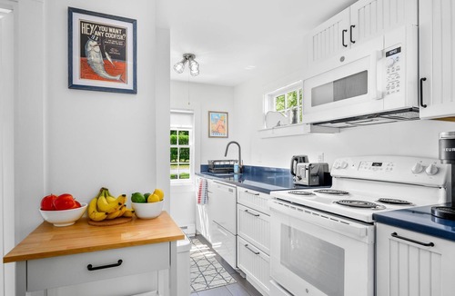 Orleans House | Bed, Splash & Beyond – Coastal Comfort Awaits