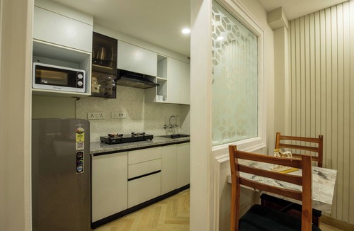 Sector 39 Apartment | Bedchambers Apart hotel Sec 39