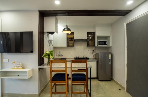 Sector 39 Apartment | BedChambers Luxurious Aparthotel Near Medicity
