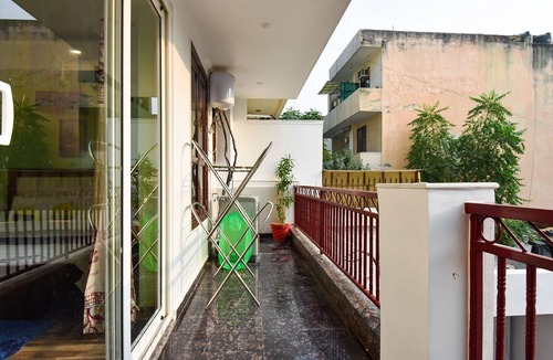 Gurugram Apartment | BedChambers Medicity Serviced Apartment - 2BHK
