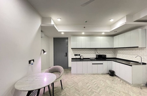Sarhol Apartment | Bedchambers Serviced Apartments, MG ROAD