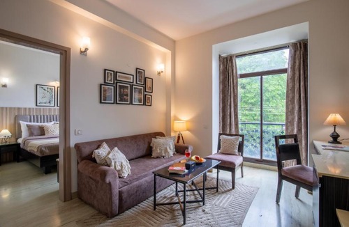 Sector 40 Apartment | BedChambers Serviced Apartments, Cyberpark