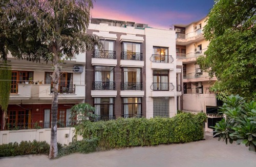 Sector 40 Apartment | BedChambers Serviced Apartments, Cyberpark