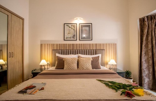 Sector 40 Apartment | BedChambers Serviced Apartments, Cyberpark