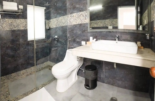 South City I Apartment | Bedchambers Suite Near Sector 29