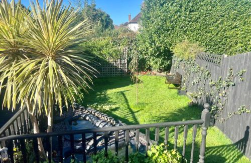 Beddington North House | Beddington Park Lodge East
