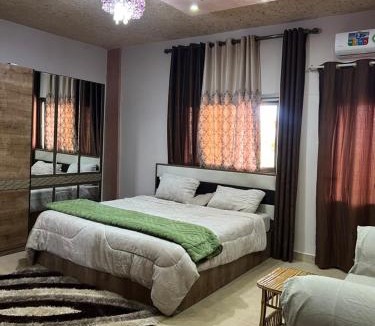 Wadi Musa Apartment | Bedouin family home