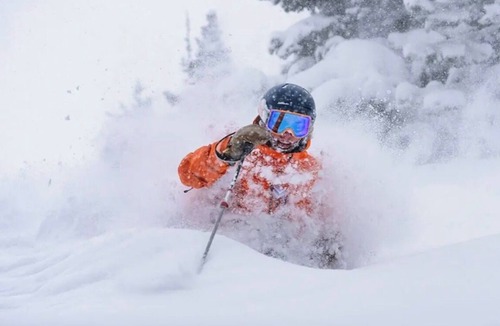 Salt Lake Mountain Resorts Hotel | Bedroom unit at the Iron Blosam at Snowbird resort over new years week