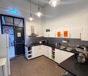Old Town of Limassol Hostel | Bee Hostel