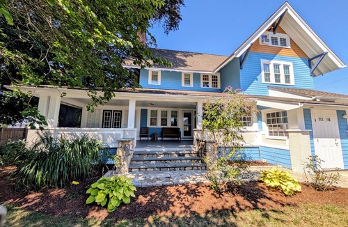 Bridgeport House | Beechmont - Perfect for Family Retreat!