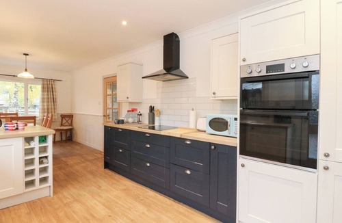 Blair Atholl Cottage | BEECHWOOD COTTAGE, family friendly, with open fire in Blair Atholl