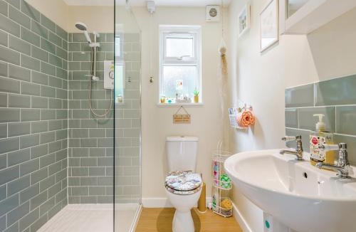 Reepham House | Beekeeper's Cabin