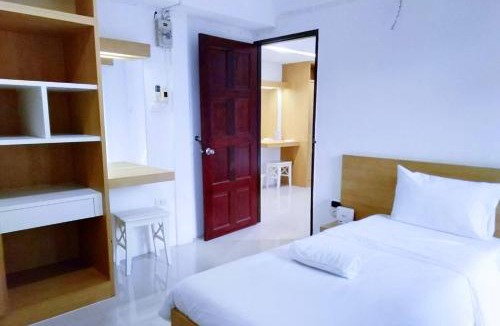 Talat Phlu Hostel | Beerapan Hotel